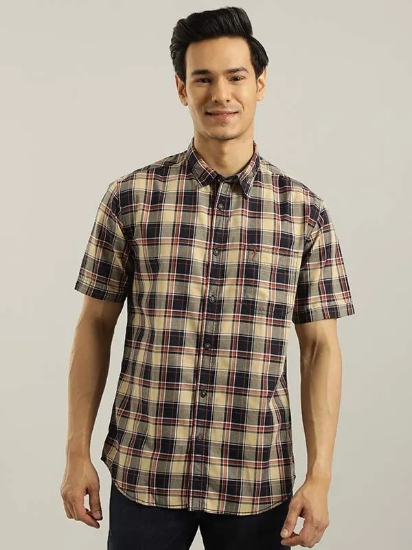 Men Checked Half Sleeve Cotton Blend Shirt